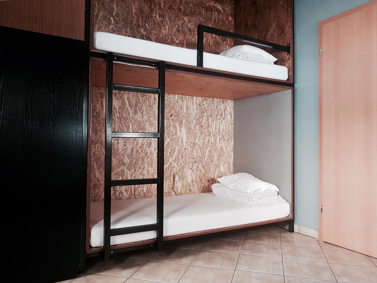 Wigwam Hostel *